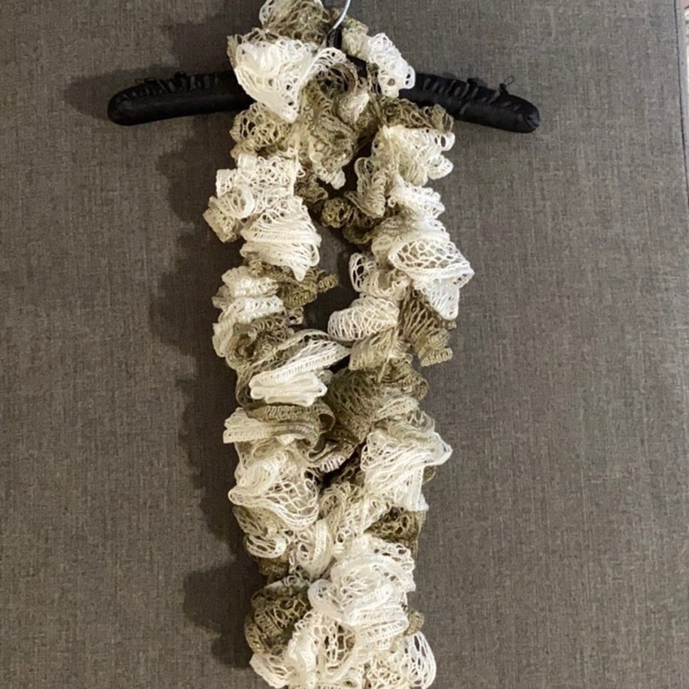 HANDMADE SCARF - Picture 2 of 2